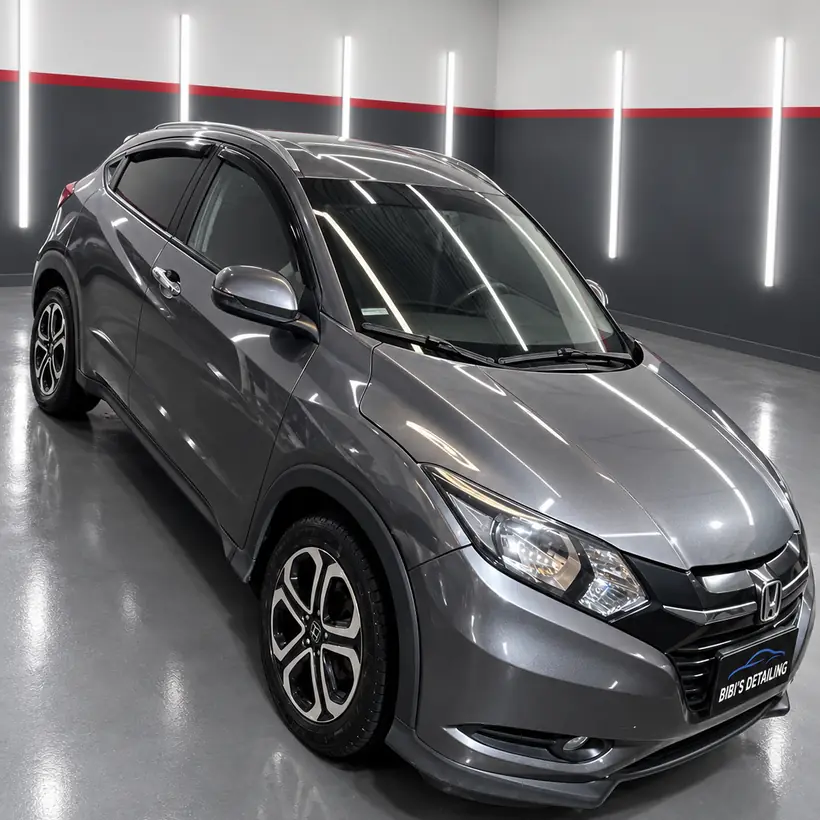 Honda HR-V gris de frente
